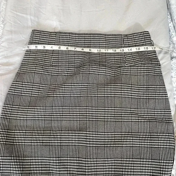 WORTHINGTON PENCIL SKIRT BLACK WHITE PLAID HIGH WAIST P STRETCH SIZE 12 LARGE - Picture 6 of 12